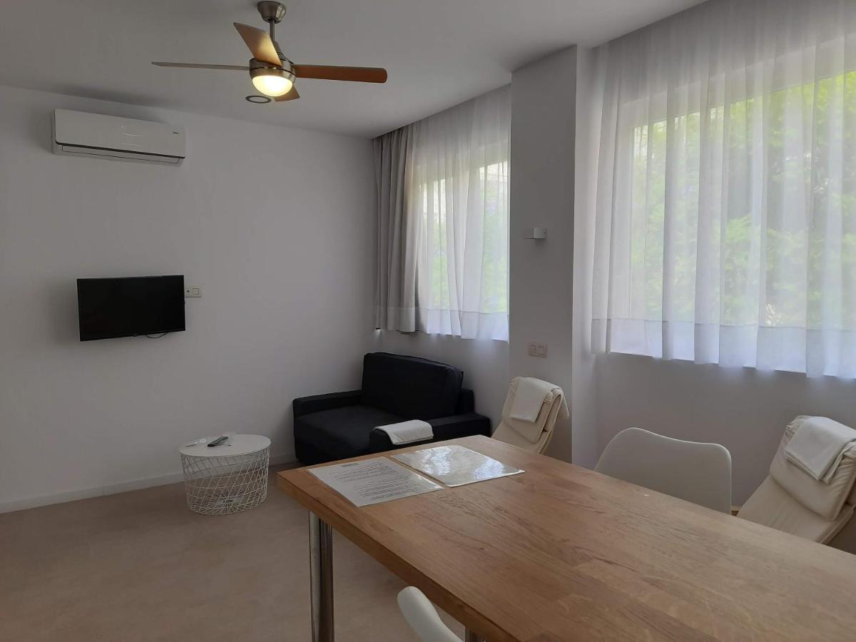 City Suites Marina Valencia Exteriör bild
