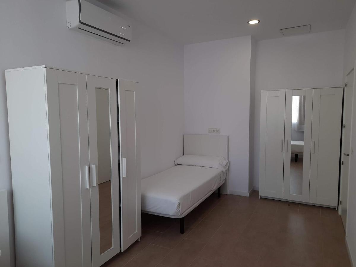 City Suites Marina Valencia Exteriör bild