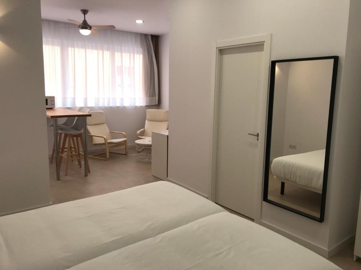 City Suites Marina Valencia Exteriör bild